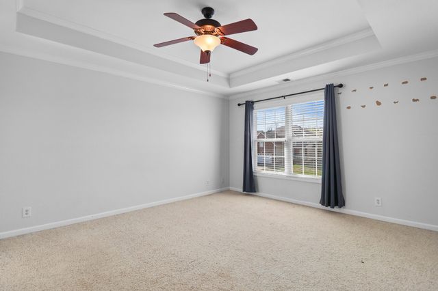 1213 Channelview Dr, Clarksville, TN 37040