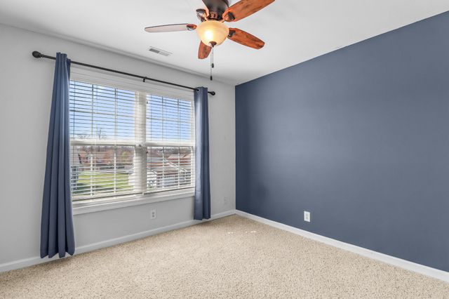 1213 Channelview Dr, Clarksville, TN 37040