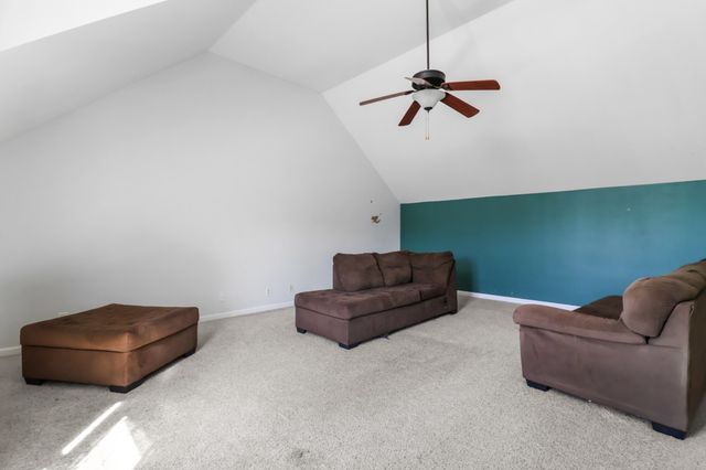 1213 Channelview Dr, Clarksville, TN 37040