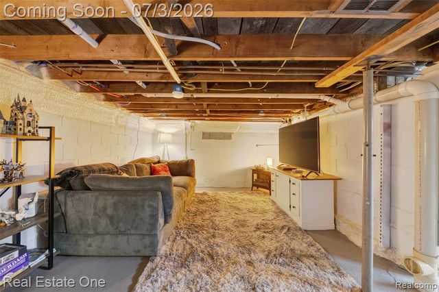 20138 W Old Us Highway 12, Chelsea, MI 48118
