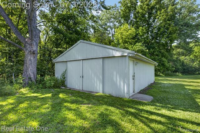 20138 W Old Us Highway 12, Chelsea, MI 48118