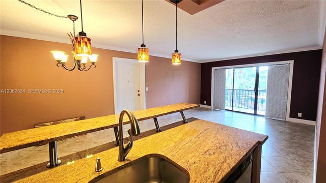 202 Foxtail Drive G2, Greenacres, FL 33415