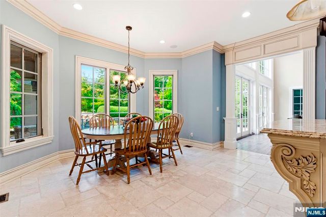 70 Oak Drive, Upper Saddle River, NJ 07458
