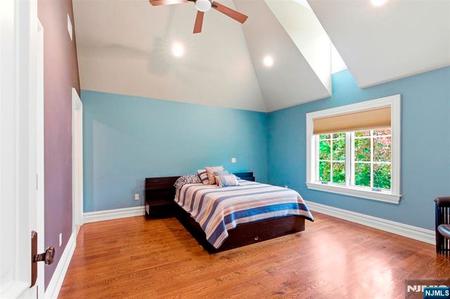 70 Oak Drive, Upper Saddle River, NJ 07458