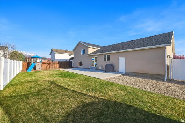 782 W 975 S, Lehi, UT 84043