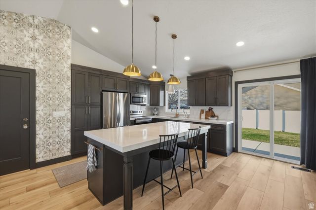 782 W 975 S, Lehi, UT 84043