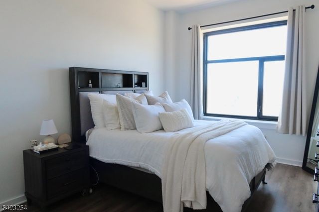 1 Carriage City Plz 1710, Rahway City, NJ 07065