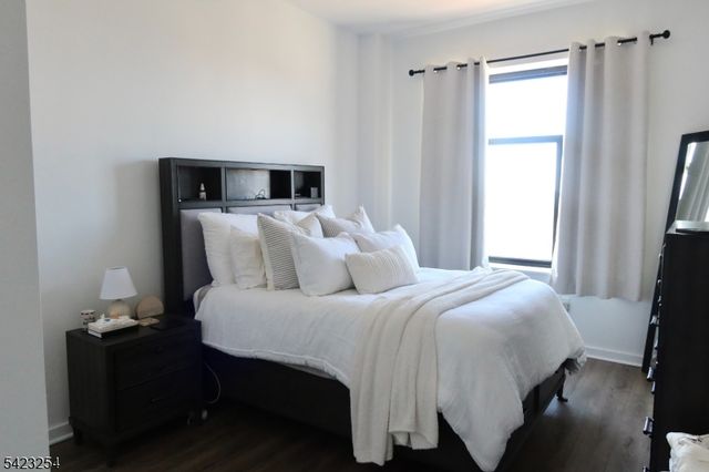 1 Carriage City Plz 1710, Rahway City, NJ 07065