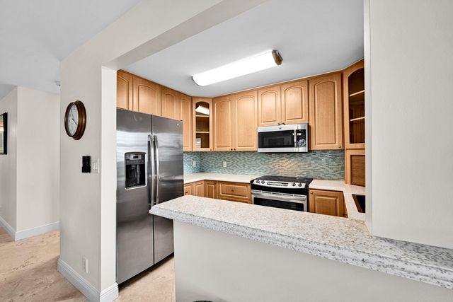 2860 NE 14TH ST Causeway 201D, Pompano Beach, FL 33062