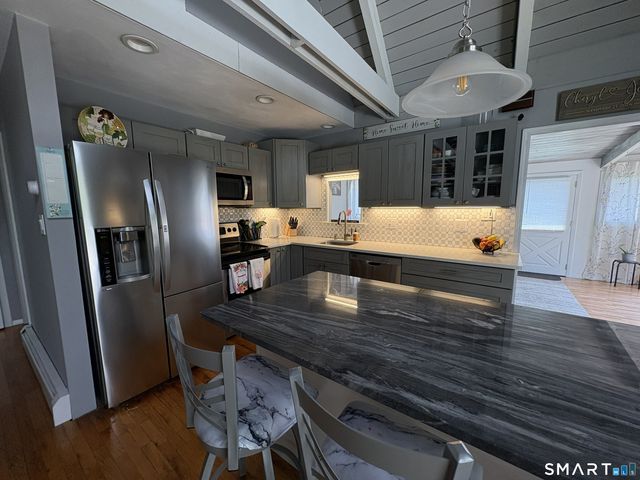 50 Valley View Lane, New Milford, CT 06776