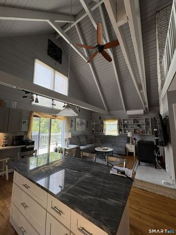 50 Valley View Lane, New Milford, CT 06776