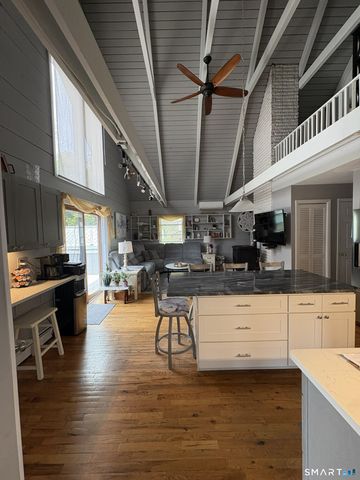 50 Valley View Lane, New Milford, CT 06776