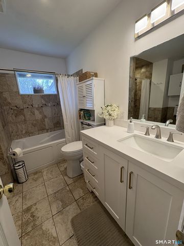 50 Valley View Lane, New Milford, CT 06776