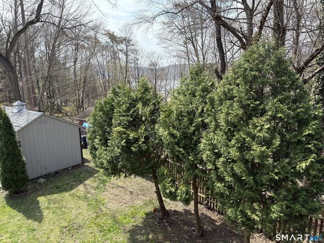 50 Valley View Lane, New Milford, CT 06776