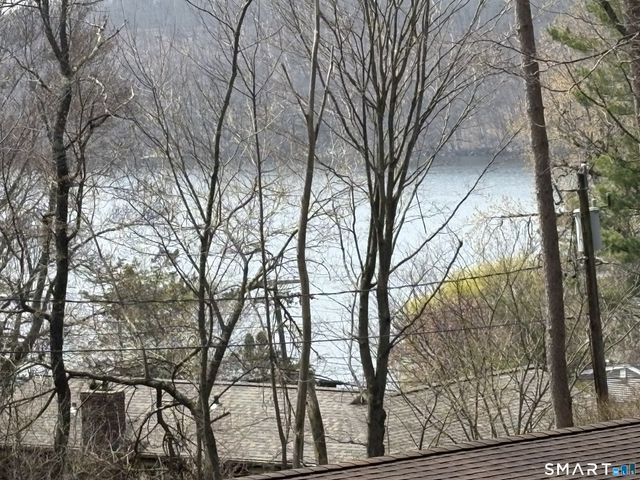 50 Valley View Lane, New Milford, CT 06776