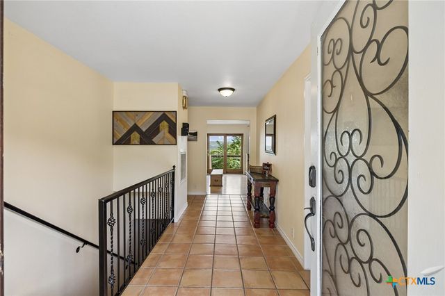 1121 Bradstreet, Canyon Lake, TX 78133