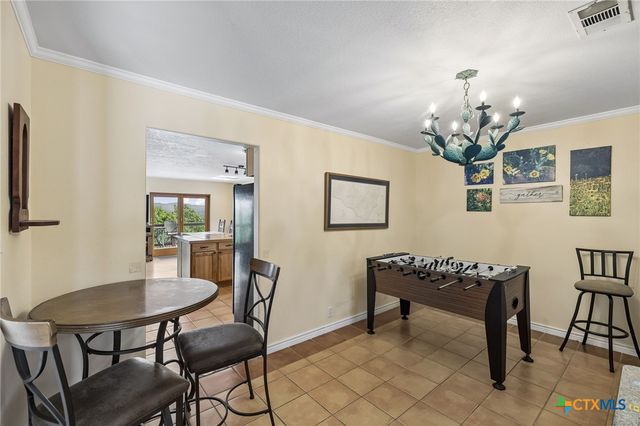 1121 Bradstreet, Canyon Lake, TX 78133