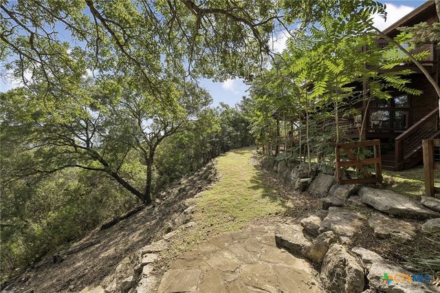 1121 Bradstreet, Canyon Lake, TX 78133