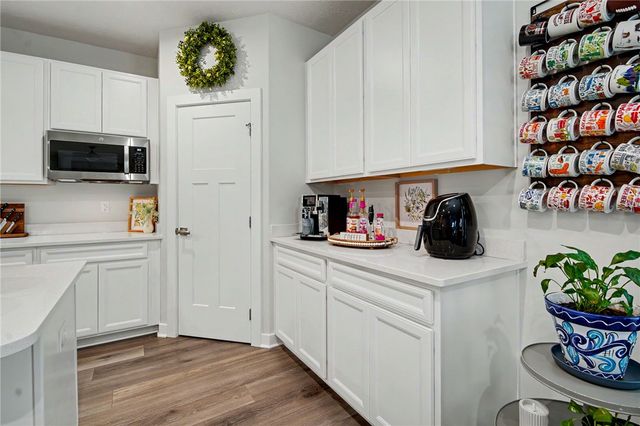 1873 Schmidt Drive, Beavercreek, OH 45434