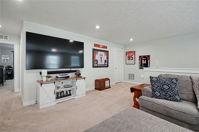 1873 Schmidt Drive, Beavercreek, OH 45434