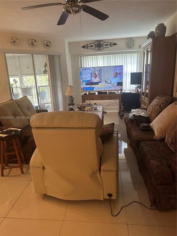 1000 SW 125th Avenue 412N, Pembroke Pines, FL 33027