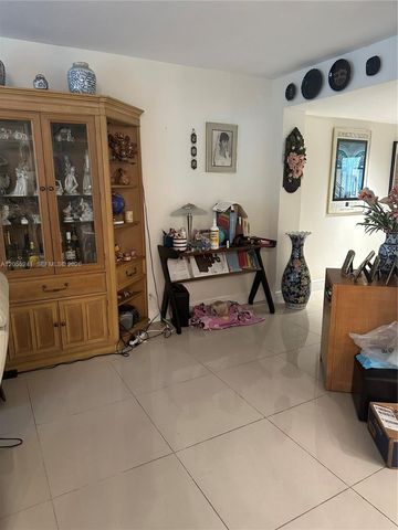 1000 SW 125th Avenue 412N, Pembroke Pines, FL 33027