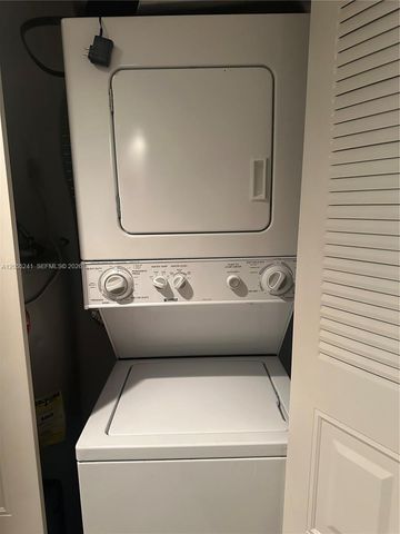 1000 SW 125th Avenue 412N, Pembroke Pines, FL 33027
