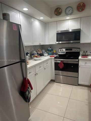 1000 SW 125th Avenue 412N, Pembroke Pines, FL 33027