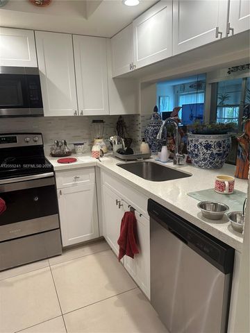 1000 SW 125th Avenue 412N, Pembroke Pines, FL 33027