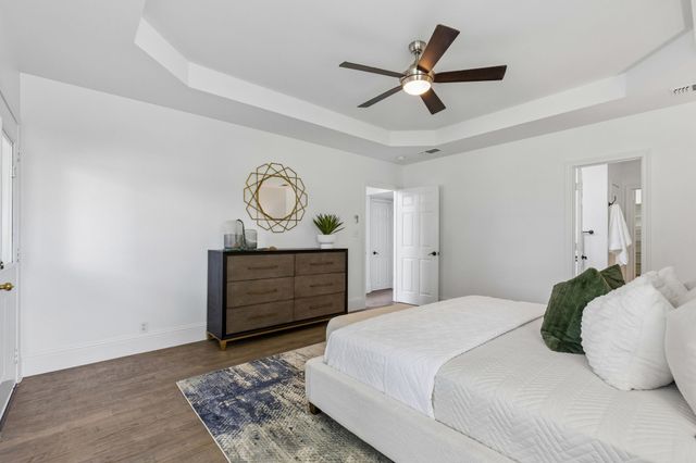 117 Galvan Lane, Van Alstyne, TX 75495