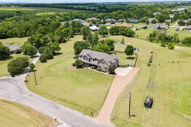 117 Galvan Lane, Van Alstyne, TX 75495