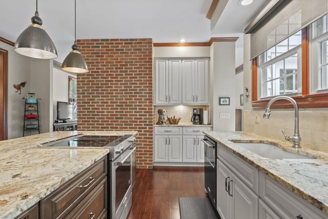 7823 Jordan Crossing, Reynoldsburg, OH 43068