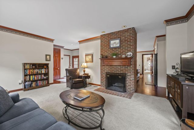 7823 Jordan Crossing, Reynoldsburg, OH 43068