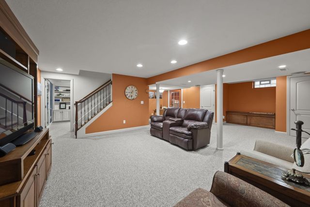 7823 Jordan Crossing, Reynoldsburg, OH 43068