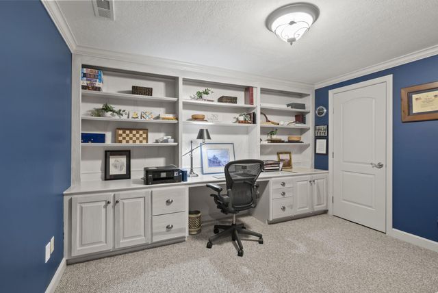 7823 Jordan Crossing, Reynoldsburg, OH 43068