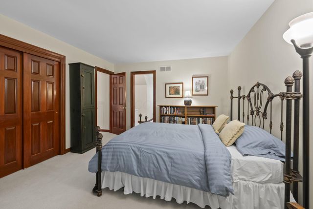 7823 Jordan Crossing, Reynoldsburg, OH 43068