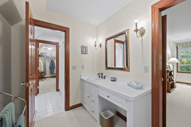 7823 Jordan Crossing, Reynoldsburg, OH 43068