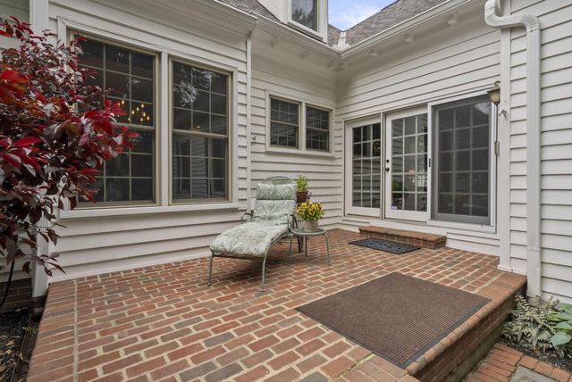 7823 Jordan Crossing, Reynoldsburg, OH 43068