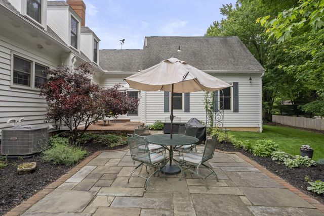 7823 Jordan Crossing, Reynoldsburg, OH 43068