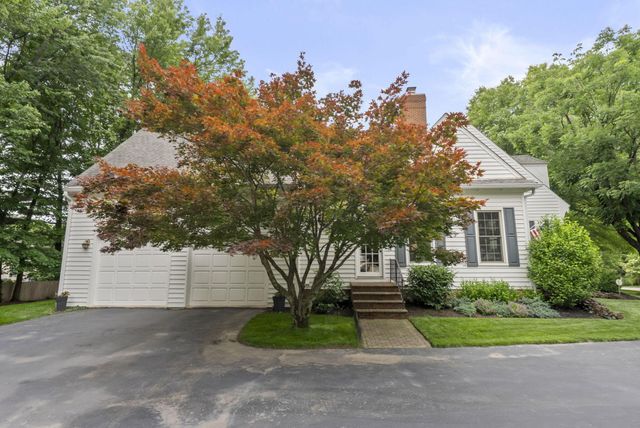 7823 Jordan Crossing, Reynoldsburg, OH 43068