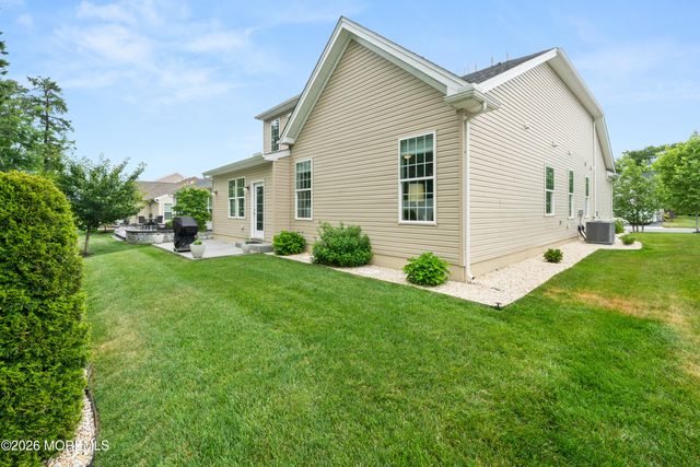 55 Ambermist Way, Forked River, NJ 08731