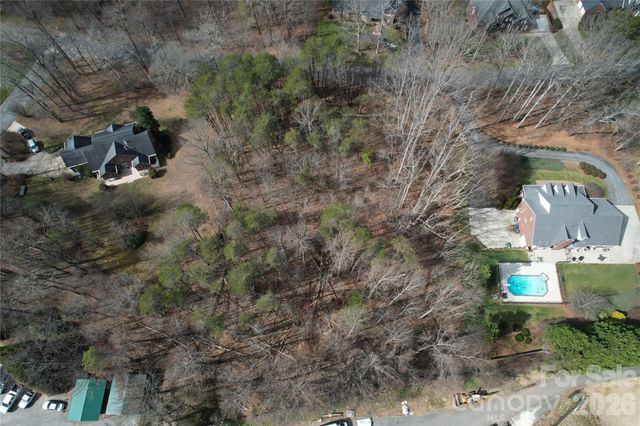 3924 Deer Run Drive NE, Conover, NC 28613