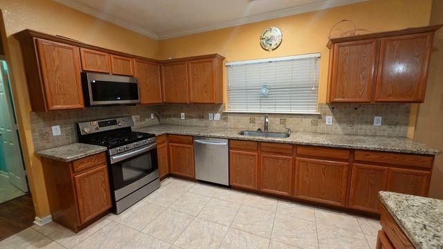 21218 Wickton Lane, Humble, TX 77338