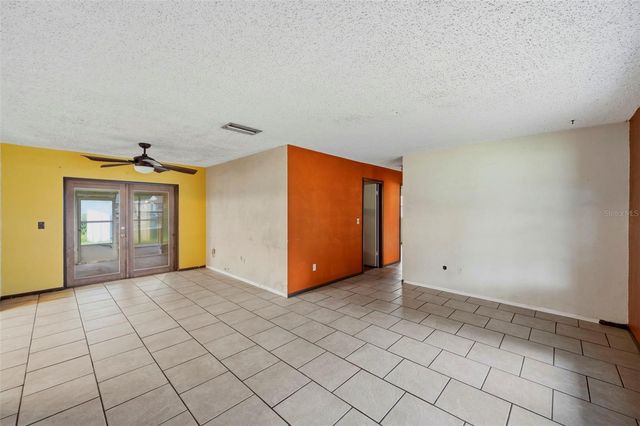 8168 82ND AVENUE, Seminole, FL 33777