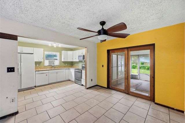8168 82ND AVENUE, Seminole, FL 33777