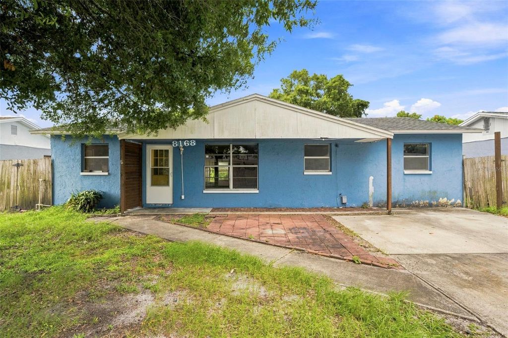 8168 82ND AVENUE, Seminole, FL 33777