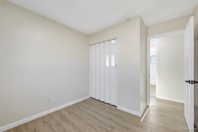 26703 Norfolk Street, Inkster, MI 48141