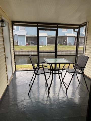 12522 CASTLE HILL DRIVE, Tampa, FL 33624