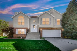 245 Pheasant Run Drive, Hobart, IN 46342