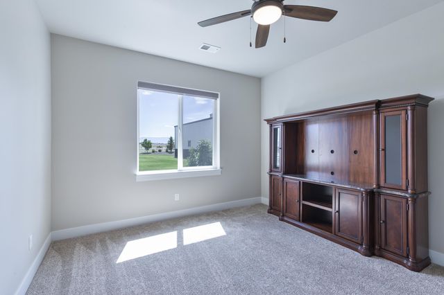 982 FARM HOUSE ROAD, Grand Junction, CO 81505